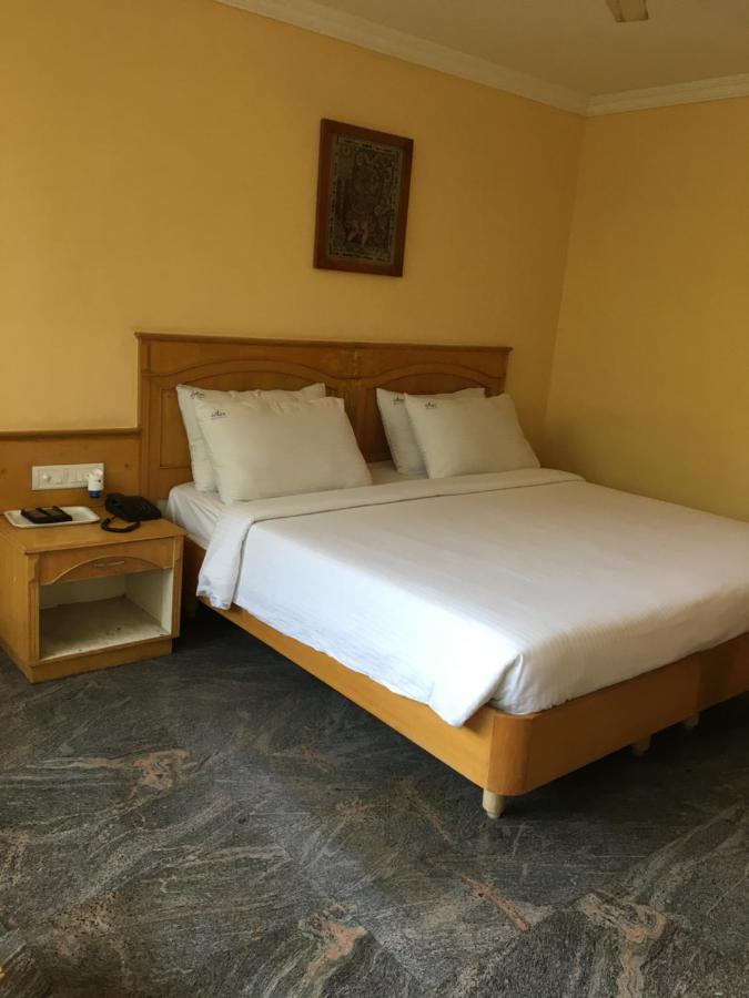 تيروباتي Asr Guesthouse المظهر الخارجي الصورة